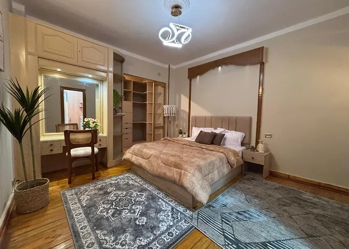 Sunset Homes In Downtown Cairo